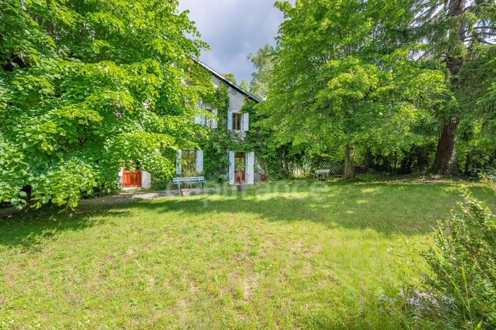 Vente Maison Dpt Ain (01), à vendre proche de GEX  maison P6 de 197 m² - Terrain de 1300 m² Gex
