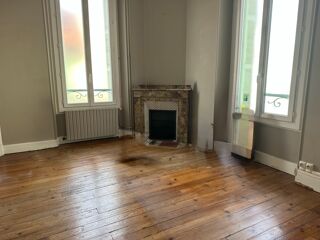  Immeuble à vendre 10 pièces 370 m²