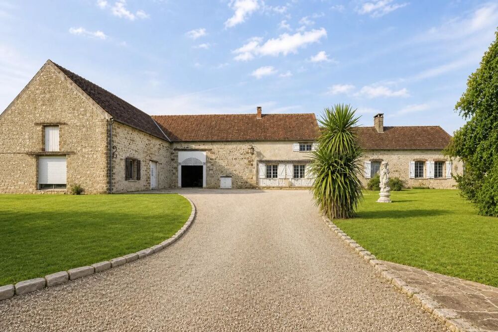 Maison de 6 pièces 180 m² 7mn de Donnemarie Dontilly