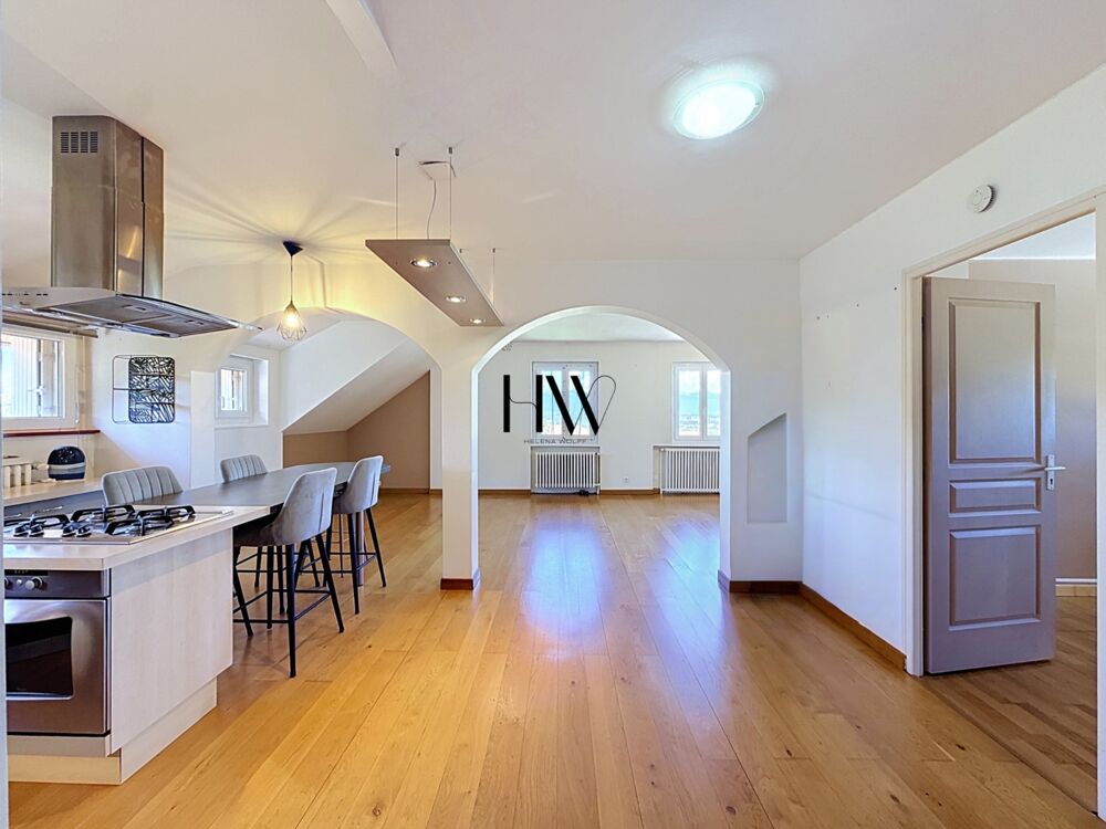 Vente Appartement À vendre – T3 lumineux avec jardin, double garage et cave – Collonges-sous-Salève Collonges sous saleve