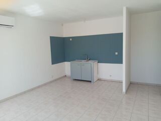  Appartement à louer 3 pièces 55 m²