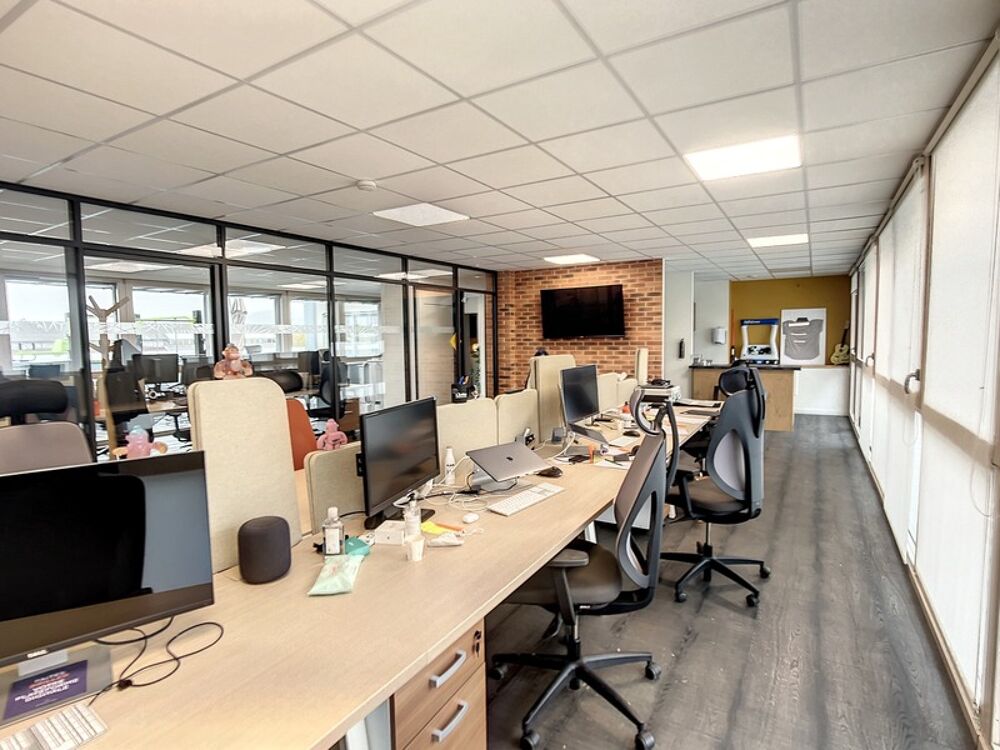   Local/bureau à vendre CHAMBERY (73) - 483 m² - 12 parking privés - 2 grandes terrasses Sud Chambery