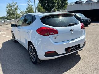 Ceed II 1.6 CRDI 128 ACTIVE BVA 2015 occasion 78240 Chambourcy