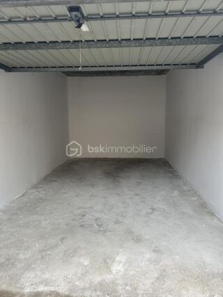  Parking / Garage � vendre 13 m�