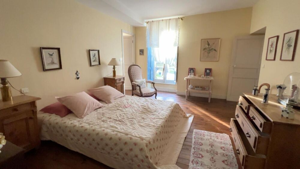 � vendre  Propri�t�/ch�teau Chaum (31440)