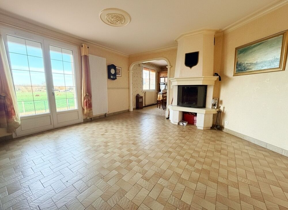 Vente Maison Maison avec grand terrain + 240 m� de d�pendances - Id�al artisan / bricoleur - La Suze-sur-Sarthe La suze sur sarthe