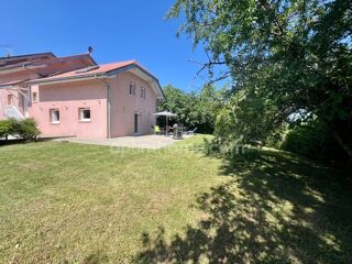  Maison  vendre 6 pices 166 m