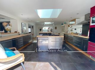  Maison  vendre 6 pices 184 m