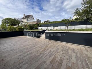  Maison � vendre 8 pi�ces 228 m�