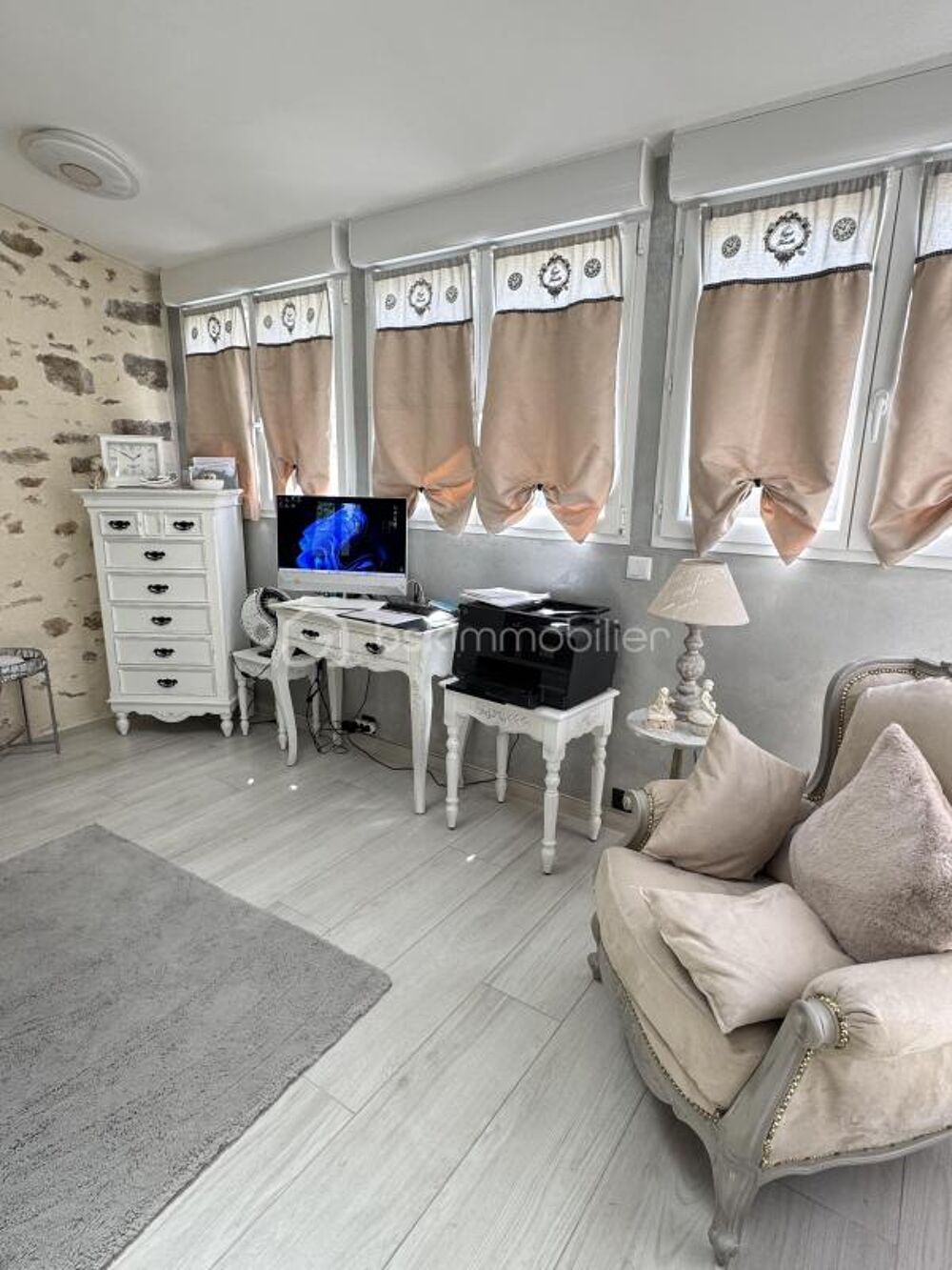 MAISON BRIARDE DE CHARME  146 m²  DÉPENDANCES  TERRAIN 1 350 m²  CALME ABSOLU
