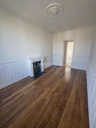 Vente Appartement À VENDRE- Bel appartement T3 de 50M2 Aubervilliers -Charme et luminosité Aubervilliers
