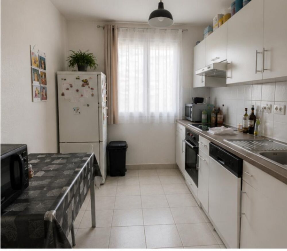 Vente Appartement Appartement rénové de 73 m² 3 chambres 2 balcons Cave Marignane