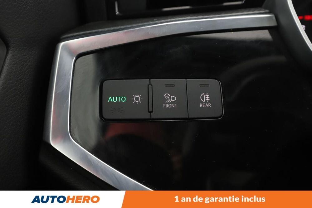 Q3 35 TFSI MHEV S line S tronic 7 150 ch 2020 occasion 92130 Issy-les-Moulineaux