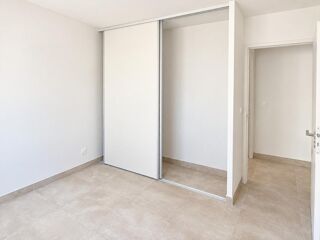  Duplex/triplex à louer 4 pièces 91 m² Nimes