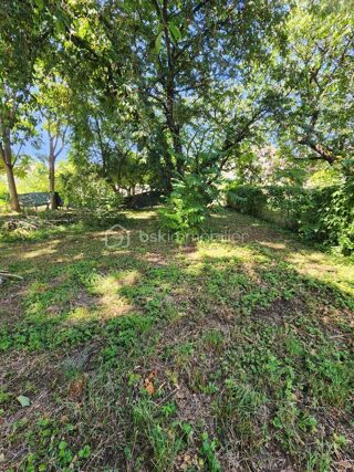  Terrain à vendre 562 m²