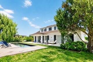  Villa à vendre 6 pièces 250 m²