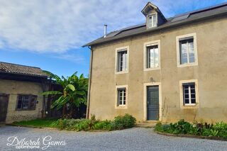  Maison  vendre 4 pices 241 m