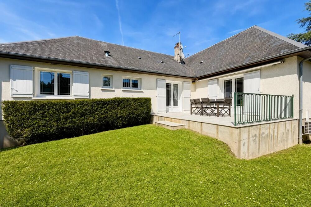 Maison de 6 pièces de 135 m² à Donnery
