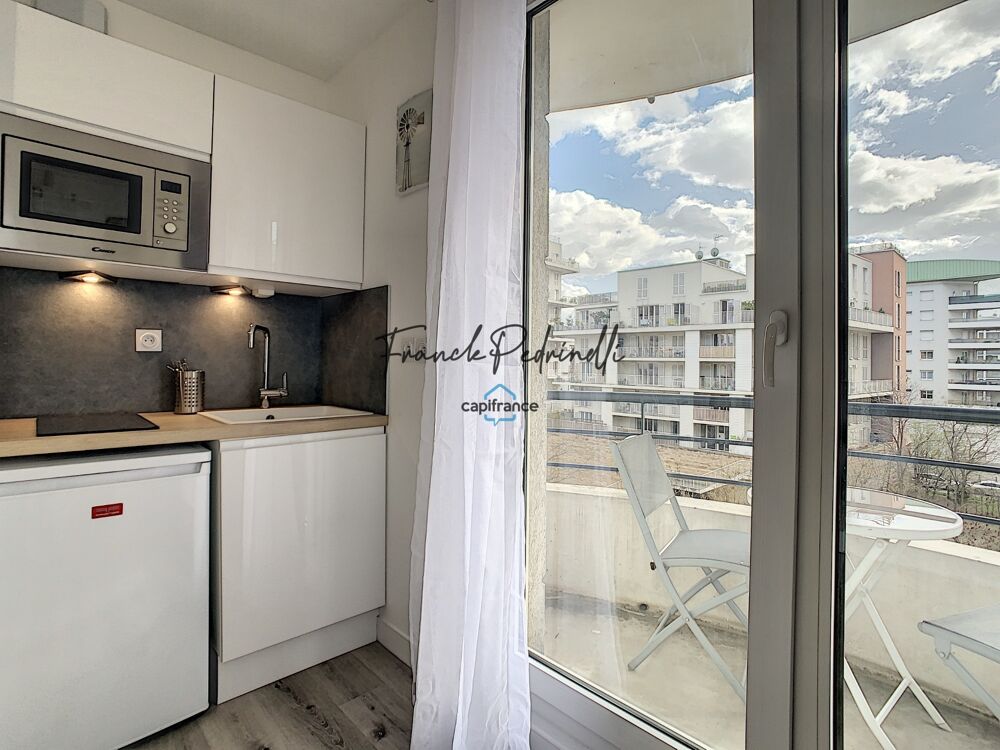 Location Appartement Dpt Rhône (69), à louer LYON 8EME ARRONDISSEMENT T1 18.15  m2 tram T2 et T4 Lyon 8