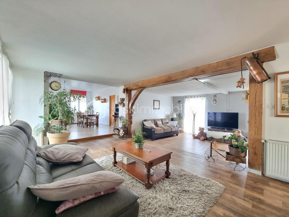 MAISON SUR SOUS-SOL _ 4 CHAMBRES_ GARAGE_ JARDIN !