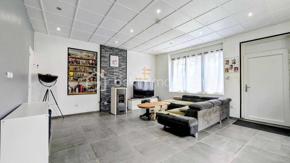 Maison individuelle 160 m² entièrement rénovée  5 chambres  Garage  Jardin Sud