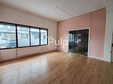A louer- Local commercial avec garage sur axe passant &agrave; Boulogne-sur-mer 459 62200 Boulogne sur mer