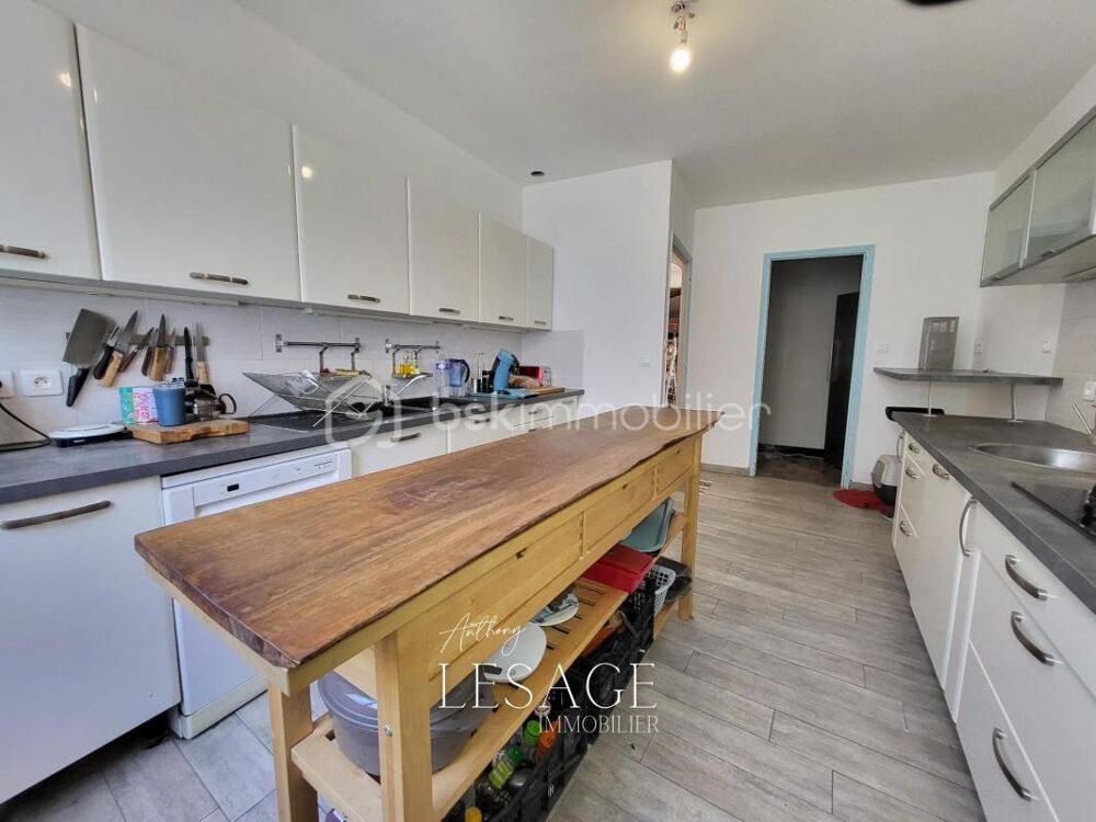 Vente Maison ?Maison avec cour intérieur et ateliers annexes Lunel