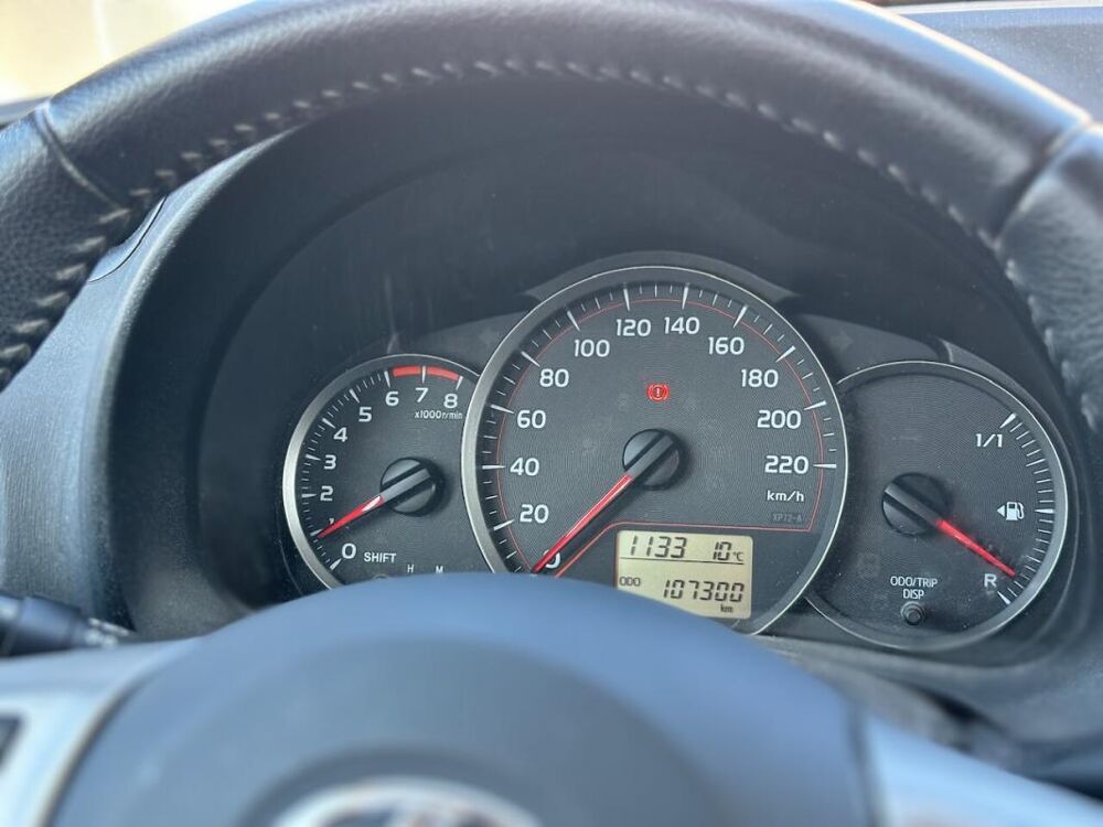 Yaris III (2) 100 VVT-I DESIGN 5P 2014 occasion 78240 Chambourcy