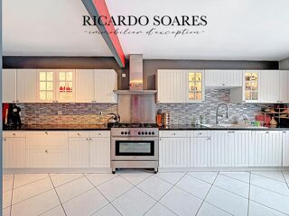  Maison � vendre 10 pi�ces 277 m�