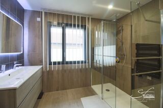  Propriété/château à vendre 8 pièces 205 m²