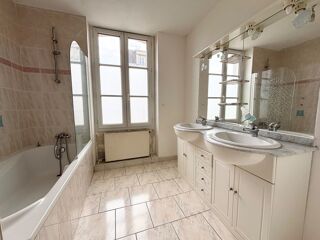  Maison à vendre 7 pièces 268 m²