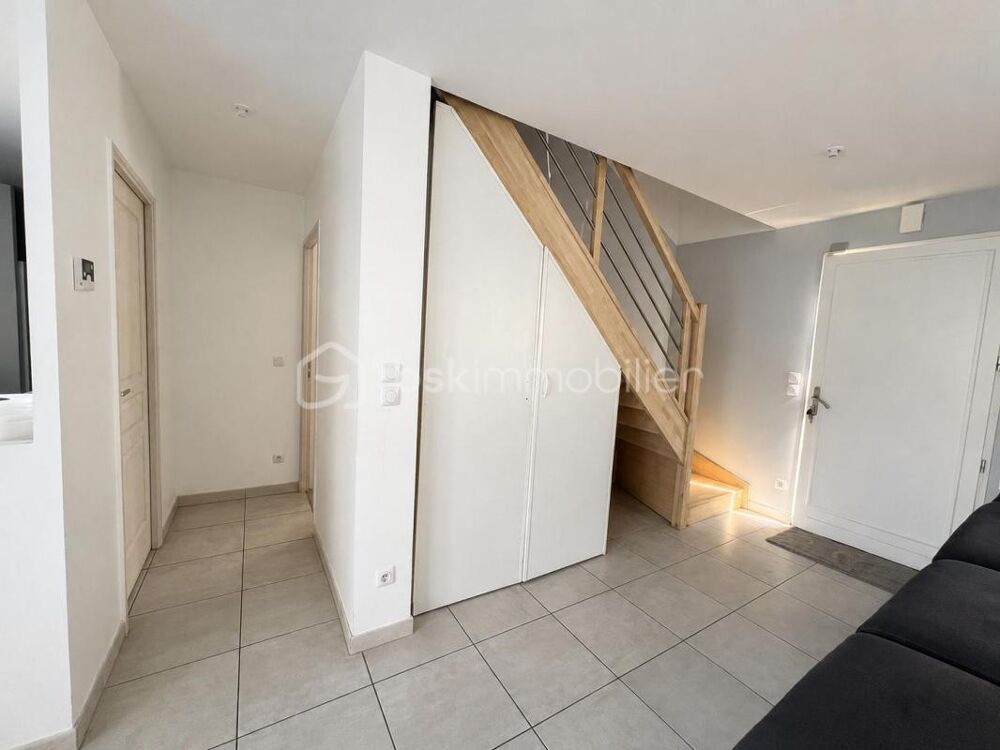 Vente Maison Une maison récente avec quatre chambres, à découvrir ! Puiseux en france