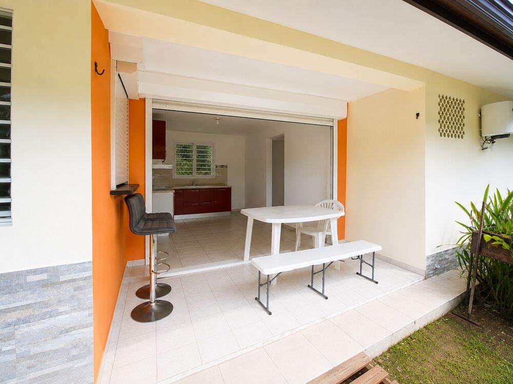 Vente Immeuble Immeuble à vendre MATOURY (973) INVESTISSEMENT LOCATIF – ENSEMBLE DE 4 MAISONS T2 Matoury