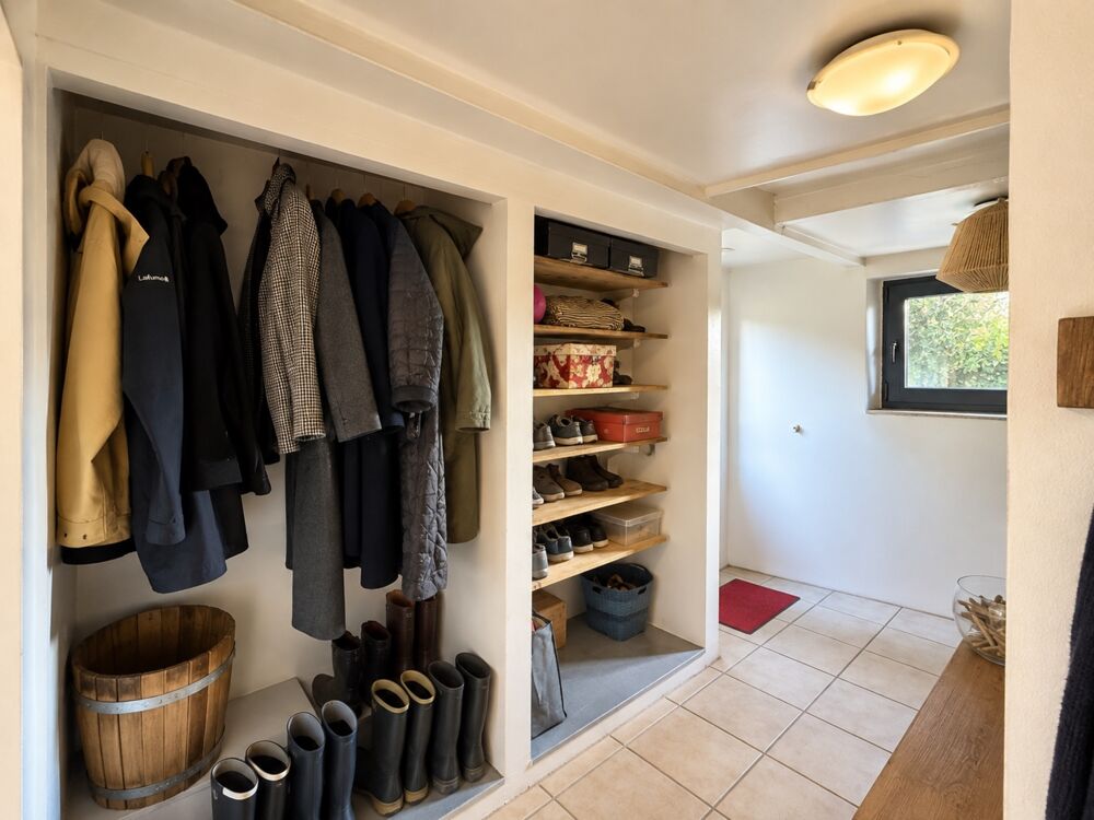 Maison familiale en pierres de caractère  205 m²  4 chambres  Jardin de 1 000 m²  Bréhan