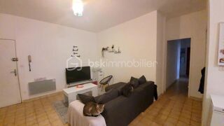  Immeuble à vendre 8 pièces 750 m²
