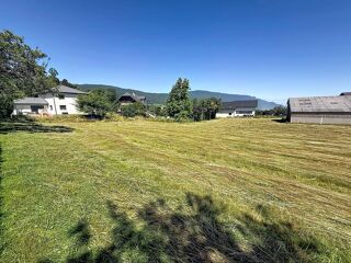  Terrain à vendre 698 m²