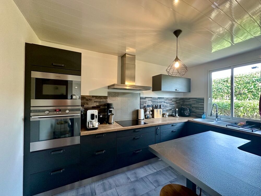 Villa de 181 m² - terrain de 834m2 arboré piscinable à Saint-Drézéry