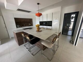  Maison � vendre 7 pi�ces 200 m�