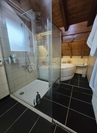  Maison � vendre 8 pi�ces 195 m�