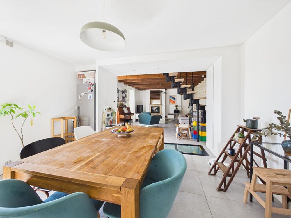 Maison de 115 m2 à Poitiers quartier Pres mignons/ Chilvert , 3 chambres, terrasse , cave