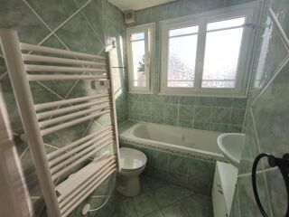 Appartement à louer 3 pièces 55 m²