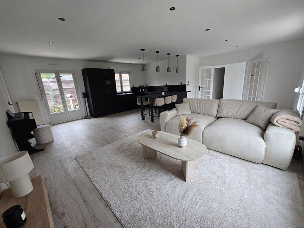 Plain Pied individuel, 4 chambres, garage, jardin secteur HOUZARDE