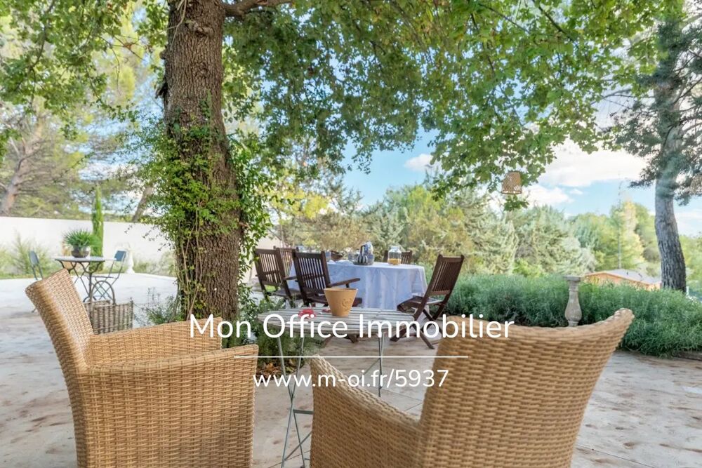 � vendre  Maison �guilles (13510)