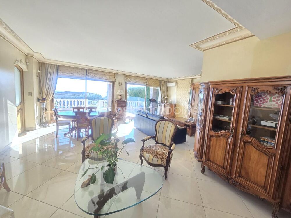 � vendre  Propri�t�/ch�teau Bouzigues (34140)