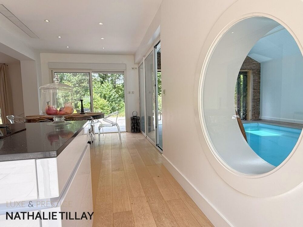 Maison 7 pièces 280 m² · à Ardon · 280 m² · 890 000 €