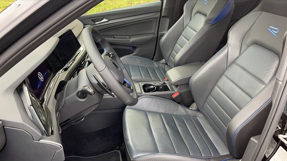 Golf 8 R 2.0 TSi 320 4Motion DSG7 Sport - Automatique Toit ouvran 2022 occasion 21000 Dijon