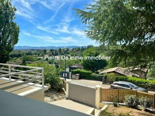  Maison à louer 6 pièces 178 m²