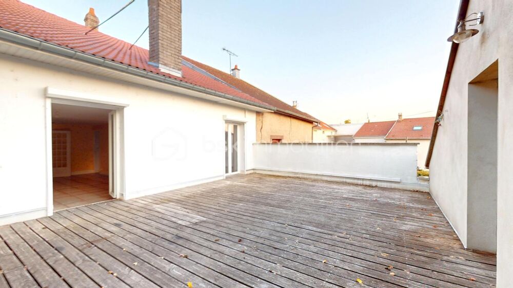ANCIENNE BOULANGERIE + LOGEMENT ATYPIQUE  TERRAIN 790 M²