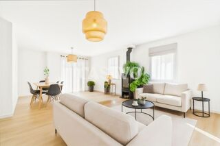  Maison  vendre 8 pices 205 m