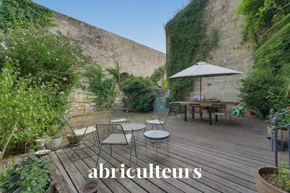 Vente Maison Maison bourgeoise avec jardin et terrasse en vente à Bordeaux Bordeaux